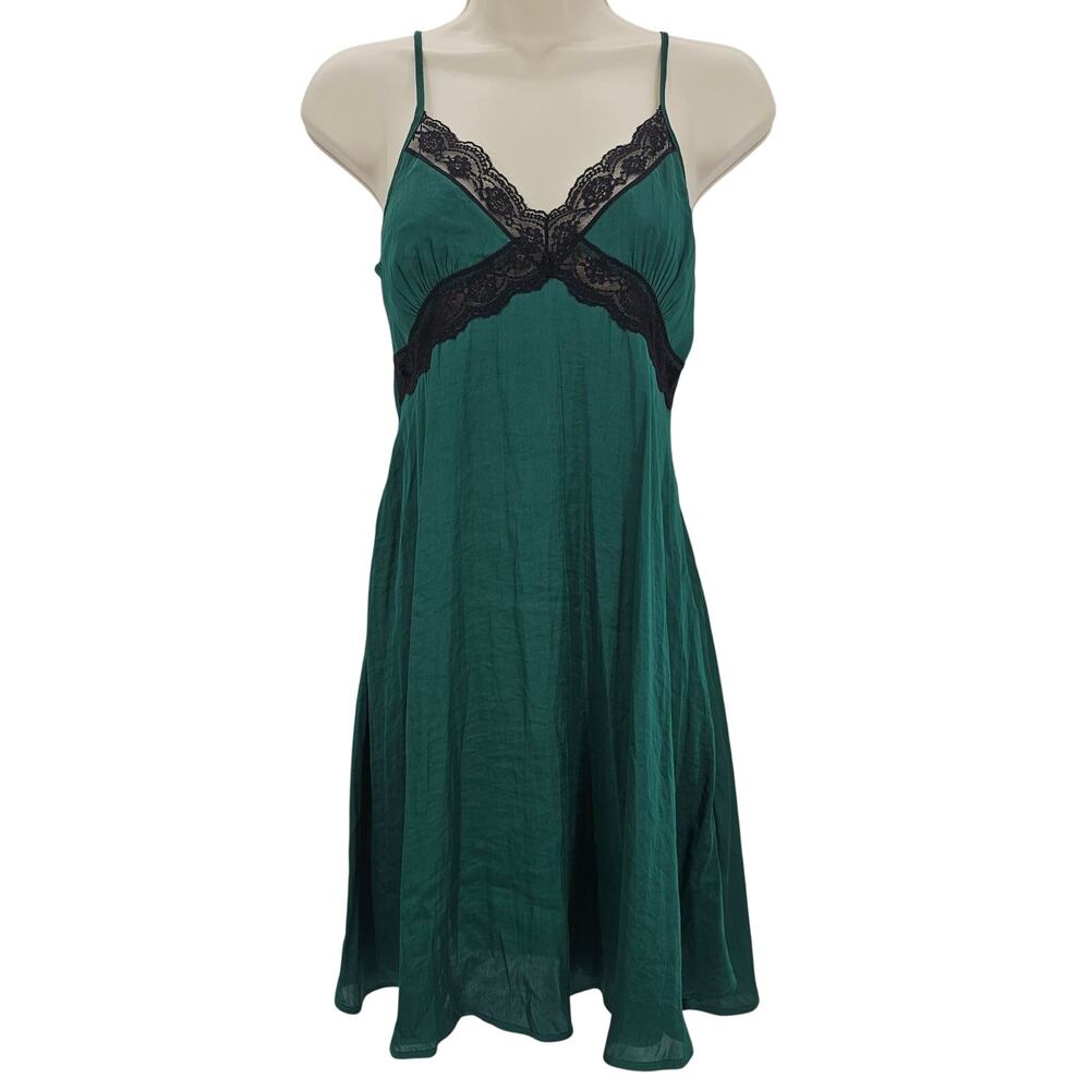 Forever 21 Womans size S Lace Trim Satin Slip Mini Dress Emerald Green NEW